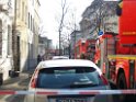 Einsatz Feuerwehr SEK Polizei Koeln Nippes Merheimerstr P007